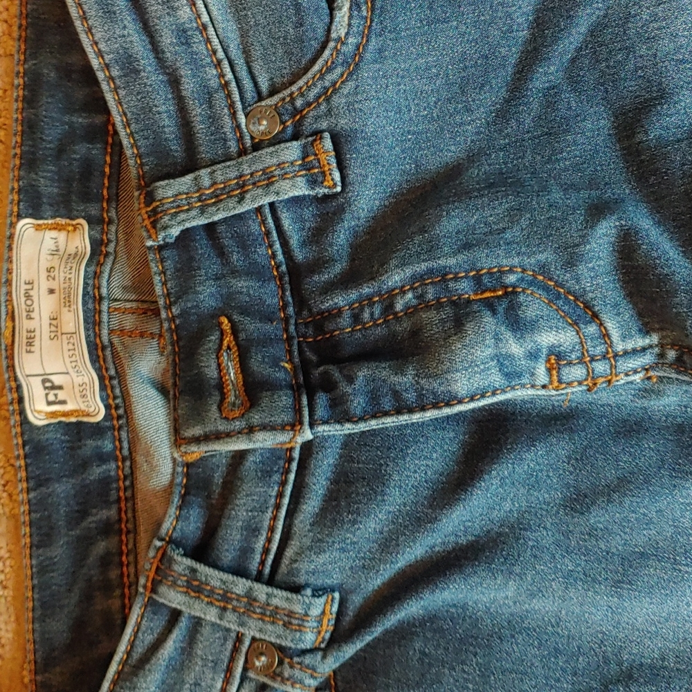 Free People wide flare jeans size 25 waist